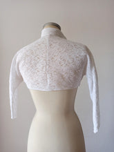 Charger l'image dans la galerie, 1950s 1960s - Cotton Lace Bridal Bolero - Sz 40