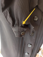 Charger l'image dans la galerie, 1950s 1960s - Black Crepe Blouse