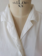 Charger l'image dans la galerie, 1950s 1960s - White Nylon blouse - SzXL