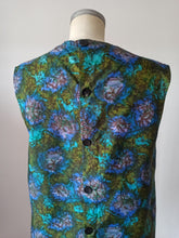 Laden Sie das Bild in den Galerie-Viewer, 1960s - GUY DUBOUIS, Paris - Satin Work/Home Dress - Sz 46