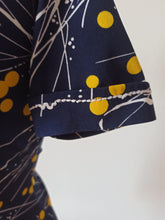 Charger l'image dans la galerie, 1960s - Abstract Dress - W31.5 (80cm)