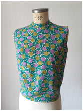 Load image into Gallery viewer, 1960s - Back Zipper Roseprint Rayon Top - Sz 38