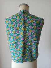 Load image into Gallery viewer, 1960s - Back Zipper Roseprint Rayon Top - Sz 38
