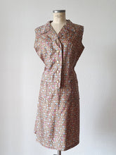Charger l'image dans la galerie, 1960s - Abstract Satin Dress - W39 (100cm)