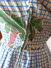 Charger l'image dans la galerie, 1950s 1960s - Elephant Novelty Print Cotton Dress - W26 (66cm)