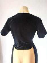 Cargar imagen en el visor de la galería, 1940s 1950s - Black Velvet Top - W23 (58cm)