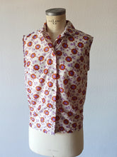 Load image into Gallery viewer, 1960s - Floral Nylon Blouse