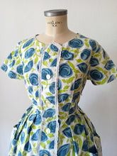 Charger l'image dans la galerie, 1950s 1960s - Beautiful Abstract Roseprint Pockets Dress - W32 (81cm)