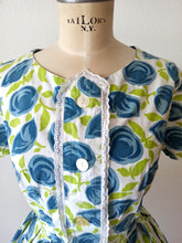 Charger l'image dans la galerie, 1950s 1960s - Beautiful Abstract Roseprint Pockets Dress - W32 (81cm)