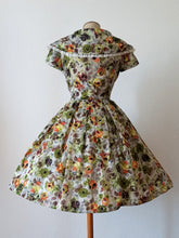 Charger l'image dans la galerie, 1950s - Stunning Roseprint Print Dress - W27.5 (70cm)