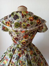 Charger l'image dans la galerie, 1950s - Stunning Roseprint Print Dress - W27.5 (70cm)