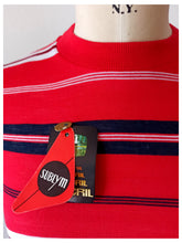 Laden Sie das Bild in den Galerie-Viewer, 1960s - SUBLYM, Spain - Deadstock Red T-Shirt - Sz 14 #3