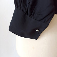 Charger l'image dans la galerie, 1940s - Precious Floral Baskets Embroidery Blouse - W30 (76cm)