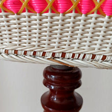 Charger l'image dans la galerie, 1950s 1960s - Gorgeous Wicker Plastic Basket Handbag