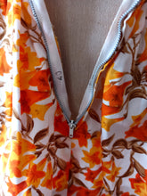 Charger l'image dans la galerie, 1950s - Gorgeous Italian Floral Cotton Jumpsuit - W22 (56cm)