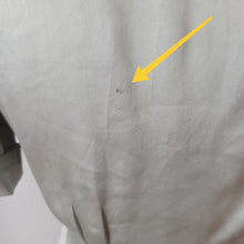 Cargar imagen en el visor de la galería, 1930s - Exquisite Art Deco Liquid Silver Silk Blouse - Sz 44