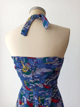 Charger l'image dans la galerie, 1950s - Stunning Novelty Print Halter Rayon Dress - W27 (68cm)