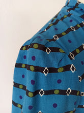 Cargar imagen en el visor de la galería, 1940s - Gorgeous Textured Rayon Blouse - W30 (76cm)