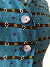 Cargar imagen en el visor de la galería, 1940s - Gorgeous Textured Rayon Blouse - W30 (76cm)