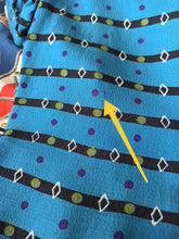 Cargar imagen en el visor de la galería, 1940s - Gorgeous Textured Rayon Blouse - W30 (76cm)