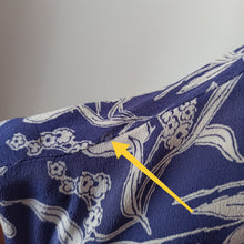 Cargar imagen en el visor de la galería, 1940s - Original WIEN, Austria - Lilac Blue Rayon Crepe Dress - W30 (76cm)