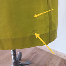 Charger l'image dans la galerie, 1950s 1960s - Gorgeous Arctic Lime Cotton Dress - W29 (74cm)