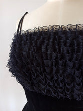 Charger l'image dans la galerie, 1950s 1960s - BLANES, London - Stunning Black Velvet Dress - W27 (68cm)