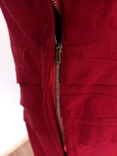 Cargar imagen en el visor de la galería, 1940s - Outstanding Burgundy Gabardine Rayon Dress - W28.5 (72cm)