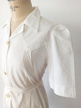 Cargar imagen en el visor de la galería, 1940s - JD - Unworn - Beautiful White Cotton Dress - W30 (76cm)