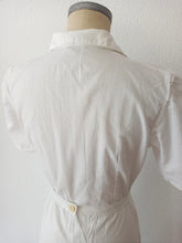 Cargar imagen en el visor de la galería, 1940s - JD - Unworn - Beautiful White Cotton Dress - W30 (76cm)