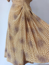 Cargar imagen en el visor de la galería, 1940s - FELDPAUSCH, Switzerland - Exquisite Silk Dress - W28.5 (72cm)