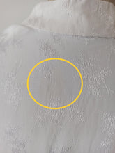 Cargar imagen en el visor de la galería, 1940s - Marvelous White Rayon Bridal Dress - W28.5 (72cm)