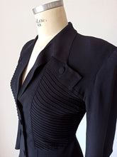 Cargar imagen en el visor de la galería, 1940s - PRESTIGE, Paris - Sublime Couture Black Crepe Jacket - W30 (76cm)