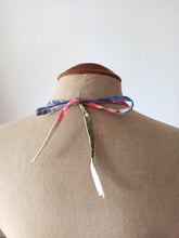 Charger l'image dans la galerie, 1950s - RHONA ROY, London - Stunning Floral Roseprint Dress - W24.5 (62cm)