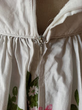 Charger l'image dans la galerie, 1950s - RHONA ROY, London - Stunning Floral Roseprint Dress - W24.5 (62cm)