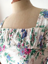 Charger l'image dans la galerie, 1950s - Adorable Floral Cotton Dress - W25 (64cm)