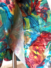 Cargar imagen en el visor de la galería, 1940s - Outstanding Beauty Novelty Birds Silk Dress - W27 (68cm)