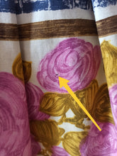 Charger l'image dans la galerie, 1950s 1960s - Stunning Roseprint Cotton Dress - W25 (64cm)