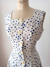 Charger l'image dans la galerie, 1950s - Exquisite Textured Rayon Dotted Set - W29 (74cm)
