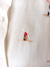 Charger l'image dans la galerie, 1950s - Adorable Mallorca Souvenir Embroidery Blouse - W30 (76cm)