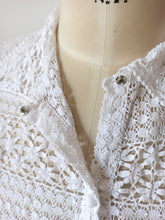 Charger l'image dans la galerie, 1940s 1950s - Exquisite White Cotton Handmade Blouse - W30 (76cm)