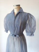 Charger l'image dans la galerie, 1940s 1950s - Stunning Dramatic Balloon Sleeves Striped Dress - W28.5 (72cm)