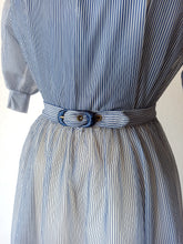 Charger l'image dans la galerie, 1940s 1950s - Stunning Dramatic Balloon Sleeves Striped Dress - W28.5 (72cm)