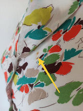 Cargar imagen en el visor de la galería, 1940s - Marvelous Colors Rayon Dress - W27 (68cm)