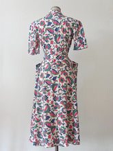 Cargar imagen en el visor de la galería, 1940s - JOSSELYNE, Paris - Stunning Cotton Dress - W31 (80cm)