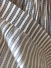 Charger l'image dans la galerie, 1940s 1950s - Outstanding Beauty Cotton Dress - W28.5 (72cm)