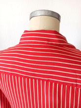 Cargar imagen en el visor de la galería, 1940s - Gorgeous Bow Red Striped Rayon Blouse - W33 (84cm)