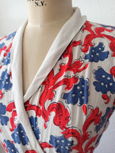 Load image into Gallery viewer, 1940s - Stunning Victory Colors Cotton Dress - W26 (66cm)