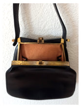 Charger l'image dans la galerie, 1940s - Exquisite Black Leather Handbag