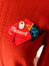 Laden Sie das Bild in den Galerie-Viewer, 1960s - DEADSTOCK - MACAP, Spain - Brick Knit Sweater - Sz 3